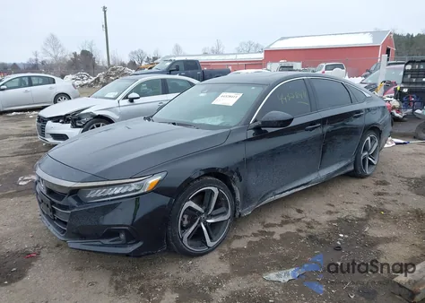 2021 Honda Accord Sport 2.0T z USA, uszkodzony, nr VIN 1HGCV2F30MA028698